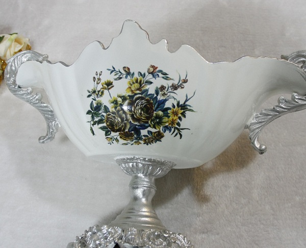 Bình sứ cắm hoa phong cách châu âu